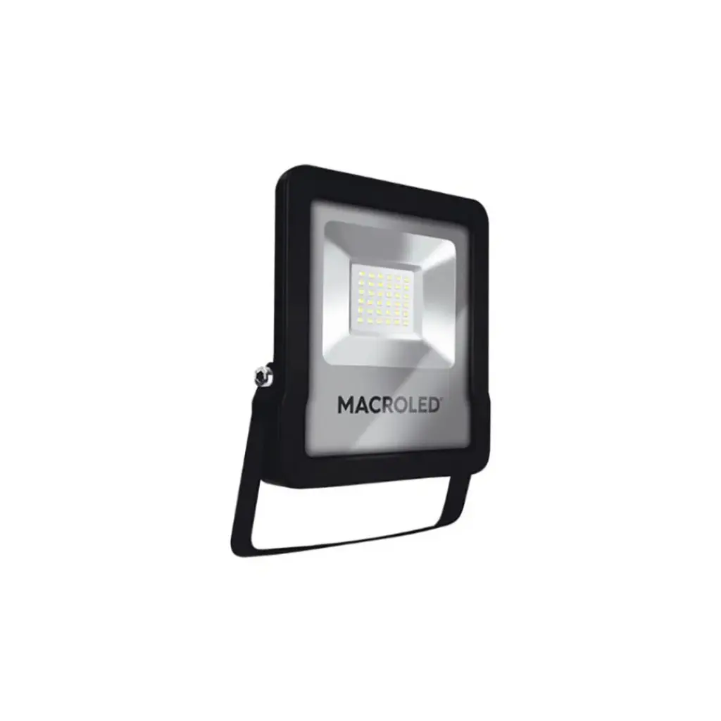 Reflector PRO 30w cálido negro IK08 Macroled